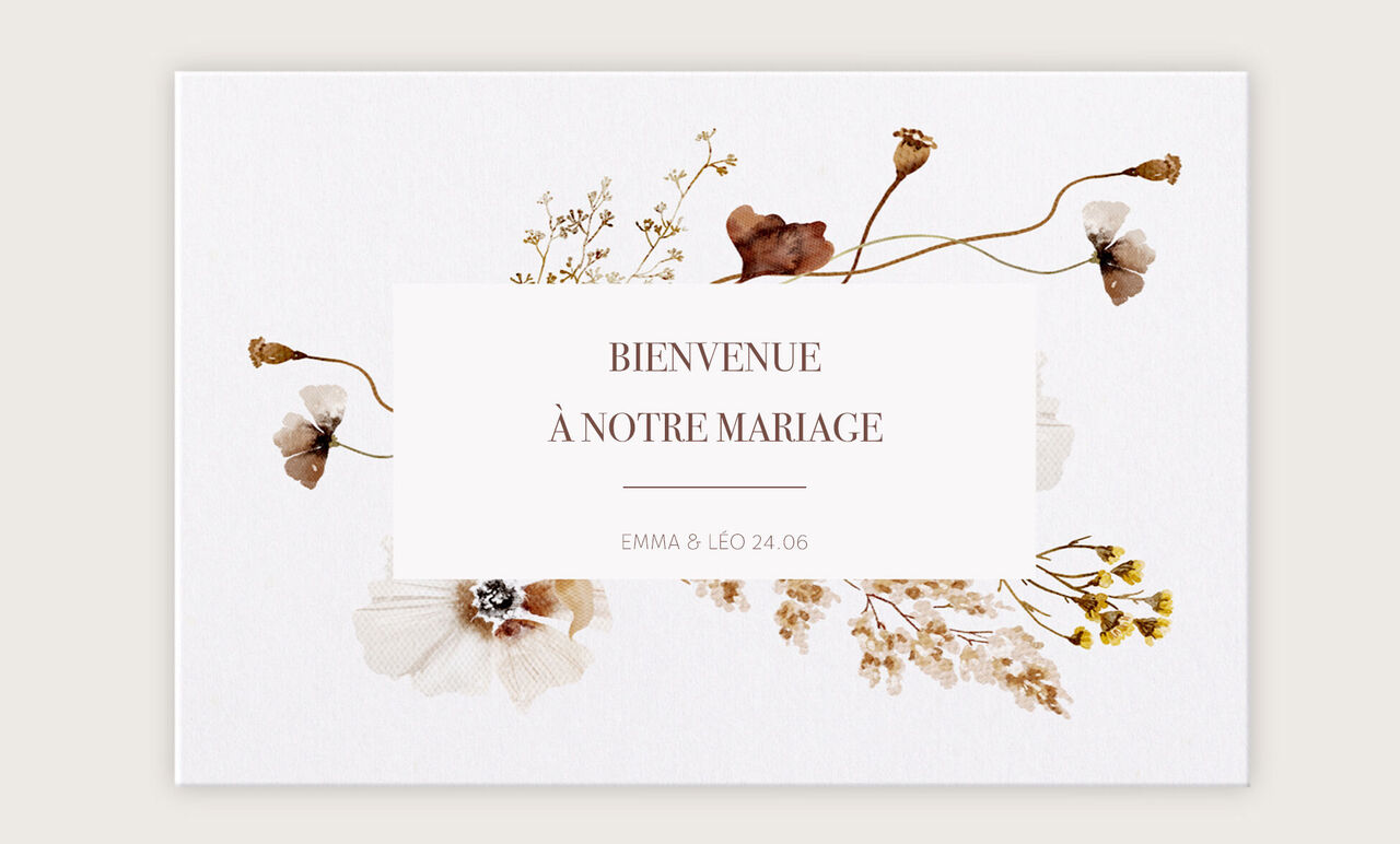 Invitation de mariage élégante avec des motifs floraux en teintes douces. Texte pour Emma et Leo, date 24.06.